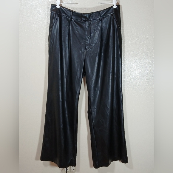 Good American Faux Leather Wide Leg Pants in black Plus size 16 - Picture 5 of 9